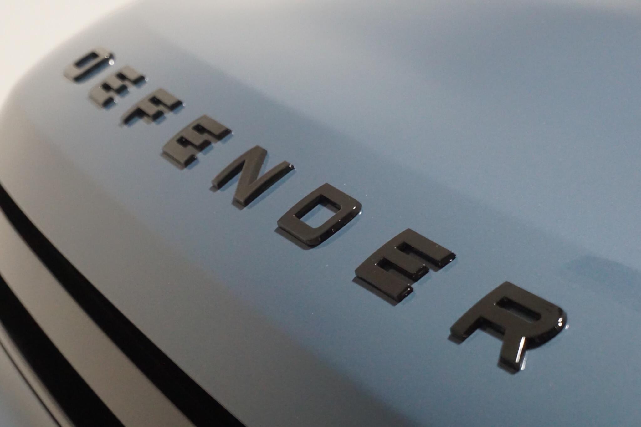 Land Rover Defender 110 2.0 P400e 15.4kWh X-Dynamic HSE SUV 5dr Petrol Plug-in Hybrid Auto 4WD Euro 6 (s/s) (404 ps)